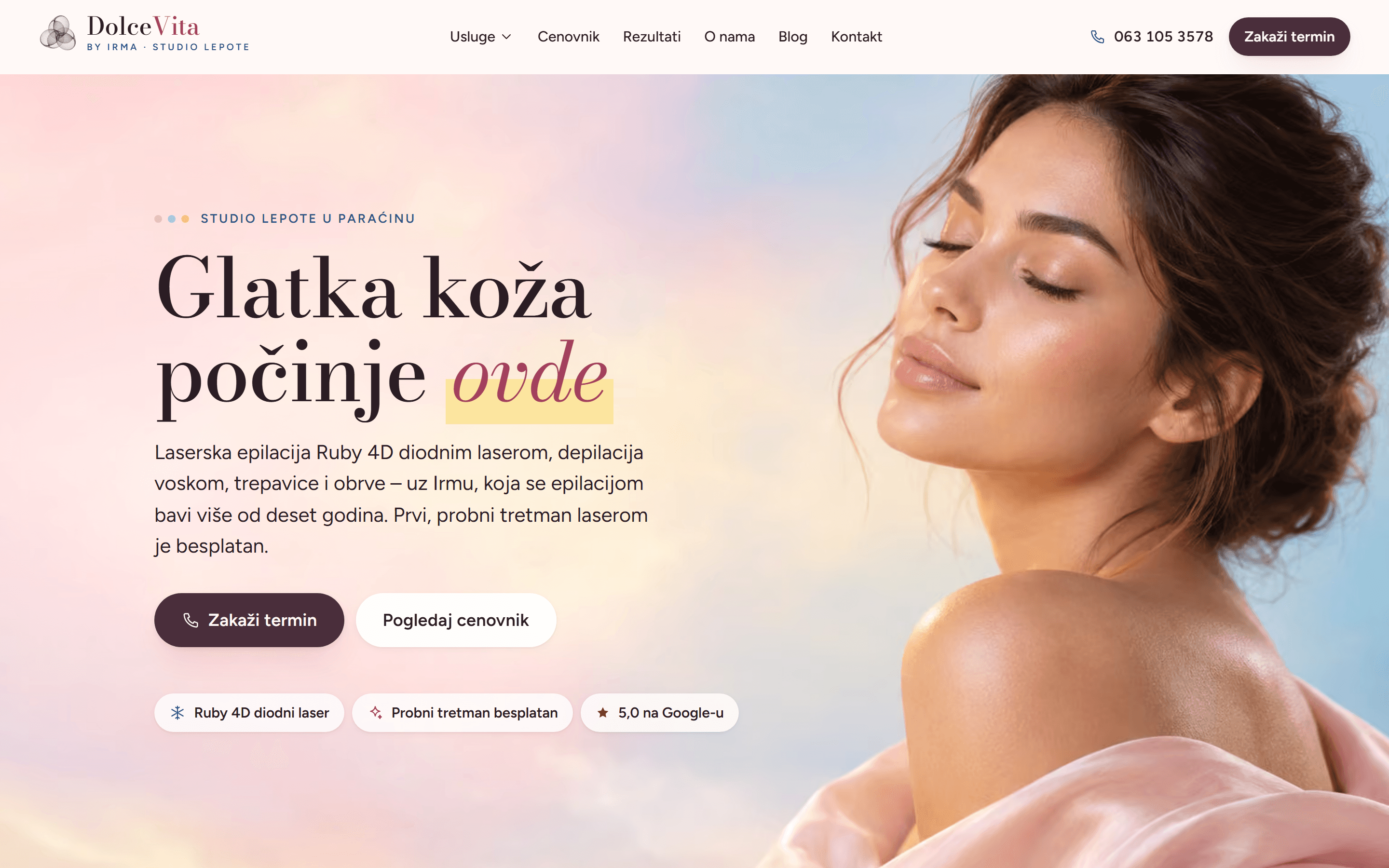 Irmadolcevita.com na računalu: naslov „Glatka koža počinje ovde”, pastelni prijelaz, portret, navigacija, broj telefona i gumb za rezervaciju